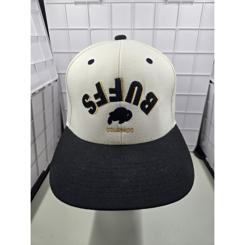 Colorado Buffaloes BUFFS Hat Snap Back White Black College The Classics Dad Hat